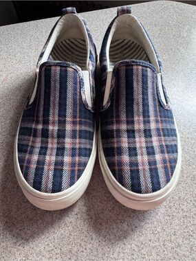 Taos Plaid Denim Slip On Sneakers “Plim Soul” in Great Condition, Women’s Sz 7